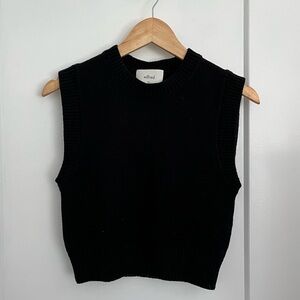 Wilfred Cropped Sweater Vest